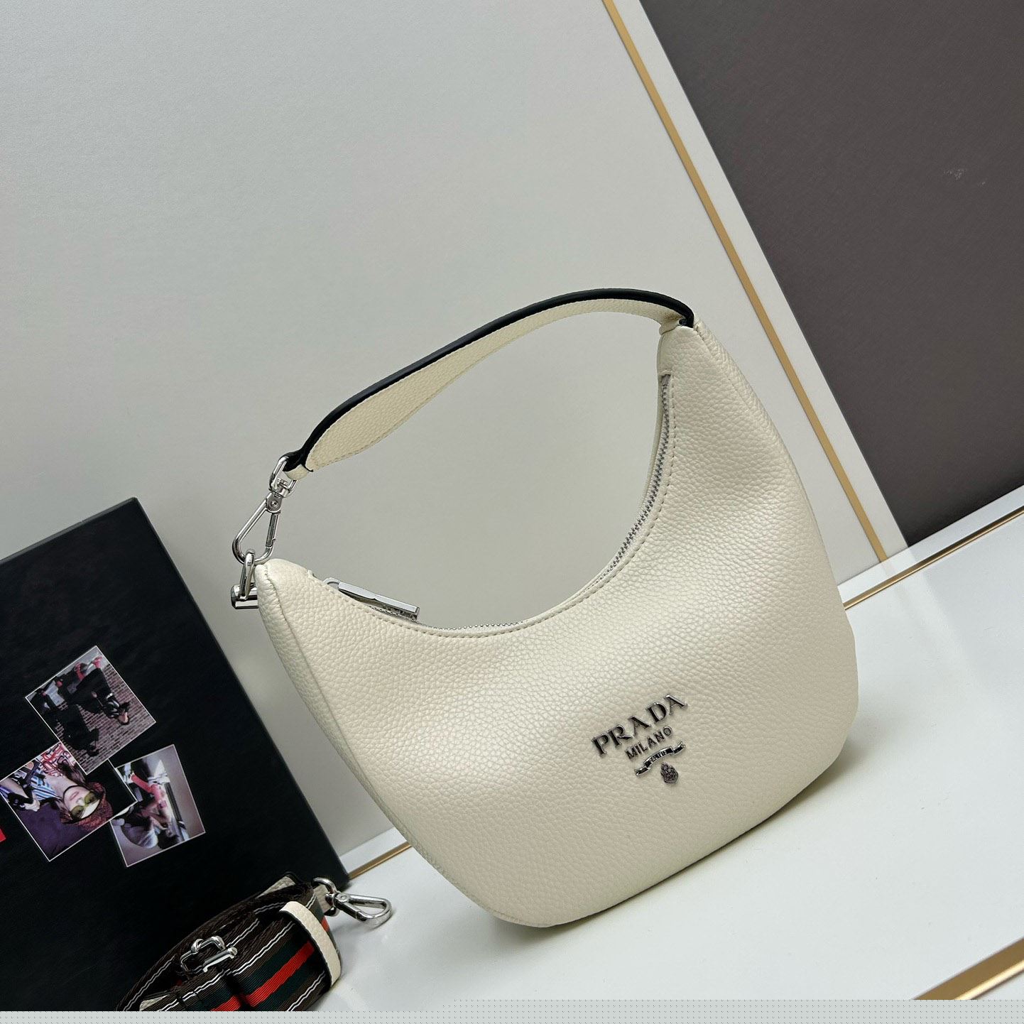 Pra*a top handle bags